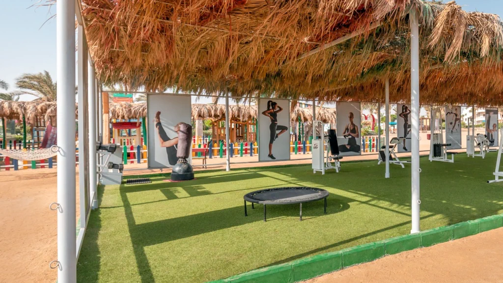 الفندق لونج بيتش ريزورت - الغردقة